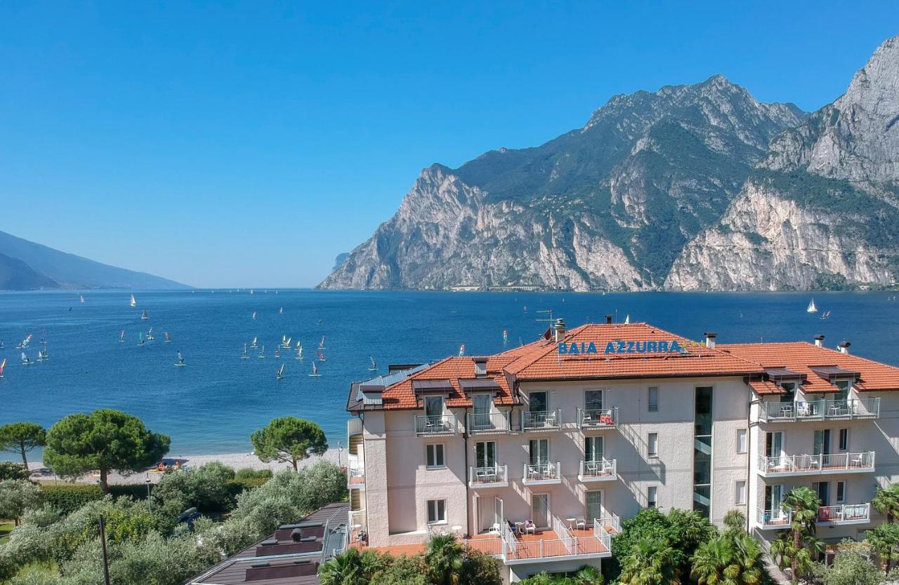 Hotel Baia Azzurra - Lake Front Torbole Sul Garda Eksteriør billede